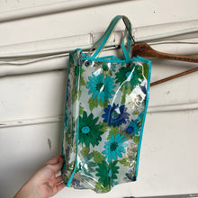 Load image into Gallery viewer, Vintage Floral Vinyl Purse