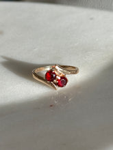 Load image into Gallery viewer, Vintage Toi et Moi Garnet Ring Size 4.5