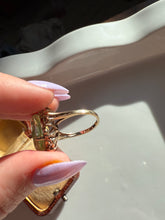 Load image into Gallery viewer, Uranium Glass 10k Yellow Gold Ring