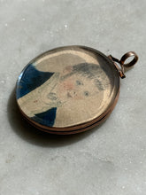 Load image into Gallery viewer, Antique 10k Rosey Gold Mourning Locket