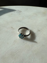 Load image into Gallery viewer, Turquoise Inlay Flower Sterling Silver Vintage Ring Size 6.25
