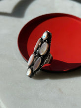 Load image into Gallery viewer, Vintage Mother of Pearl Sterling Silver Ring Size 7
