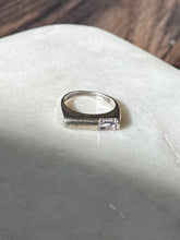 Load image into Gallery viewer, Vintage Amethyst Sterling Silver Ring Size 6
