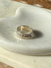 Load image into Gallery viewer, Milor Italy Sterling Silver Ring Size 8.75
