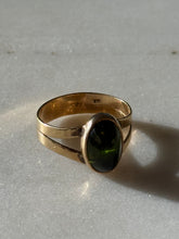 Load image into Gallery viewer, Vintage Peridot Solid 14k Yellow Gold Ring Size 8.25
