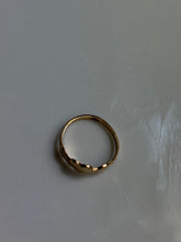 Load image into Gallery viewer, Hearts 10k Gold Ring
