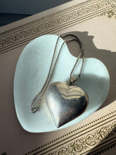 Load image into Gallery viewer, Vintage Bubble Heart Sterling Silver Necklace 15.5”
