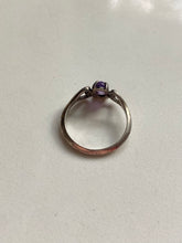 Load image into Gallery viewer, Amethyst Cabochon Sterling Silver Heart Ring
