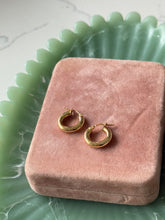 Load image into Gallery viewer, Vintage 18k Yellow Gold Mini Tubular Hoops
