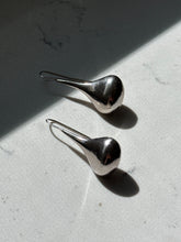 Load image into Gallery viewer, Mexico Vintage Sterling Silver Large Teardrop Earrings
