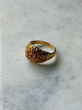 Load image into Gallery viewer, Gold Vermeil Confetti Dome Ring Size 7.75
