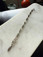Load image into Gallery viewer, Leaf Sterling Silver Toggle Clasp Bracelet 7.25”
