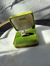 Load image into Gallery viewer, Vintage Emerald Eye Sterling Silver Panther Ring Size 6.75
