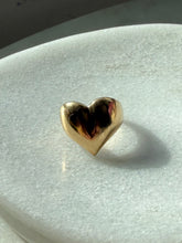 Load image into Gallery viewer, Vintage 10k Yellow Gold Heart Ring Size 6.25
