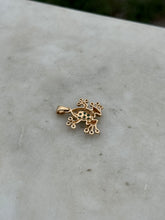 Load image into Gallery viewer, Solid 14k Yellow Gold Emerald Diamond Frog Pendant
