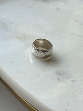 Load image into Gallery viewer, Vintage Solid Sterling Silver Hammered Cigar Band Size 7.25
