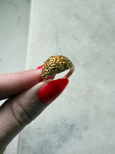 Load image into Gallery viewer, Gold Vermeil Confetti Dome Ring Size 7.75
