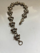 Load image into Gallery viewer, Antique Flower Sterling Silver Bracelet
