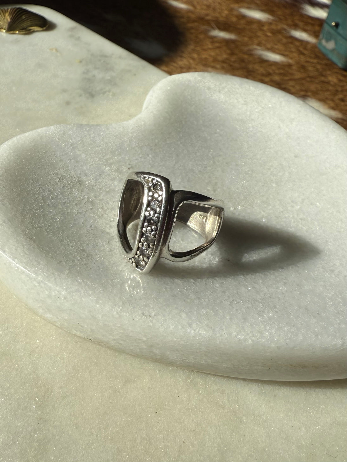 Vintage Sterling Silver Ring Size 6.5