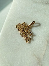 Load image into Gallery viewer, Vintage Irish Princess 14k Yellow Gold Pendant
