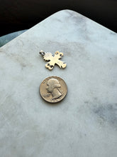 Load image into Gallery viewer, Retired James Avery Sterling Silver Cross Pendant
