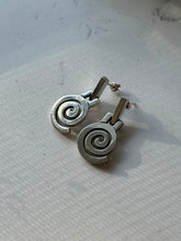 Load image into Gallery viewer, Vintage Spiral Sterling Silver Earrings
