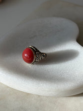 Load image into Gallery viewer, Vintage Carnelian Carved Flower Ring Size 4
