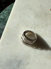 Load image into Gallery viewer, Vintage Sterling Silver Hammered Ring Size 6
