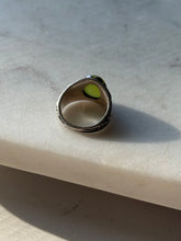Load image into Gallery viewer, Vintage Sterling Silver Ring Size 7
