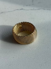 Load image into Gallery viewer, Mesh Gold Vermeil Ring Size 8
