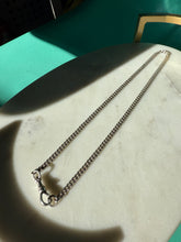 Load image into Gallery viewer, Vintage Sterling Silver Cuban Dog Clip Chain 17”
