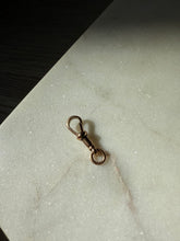 Load image into Gallery viewer, Antique Rosey 9k Gold Dog Clip
