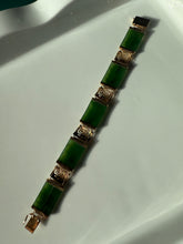 Load image into Gallery viewer, Vintage Green Jade &amp; 14k Yellow Gold Bracelet 7”
