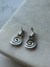 Load image into Gallery viewer, Vintage Spiral Sterling Silver Earrings
