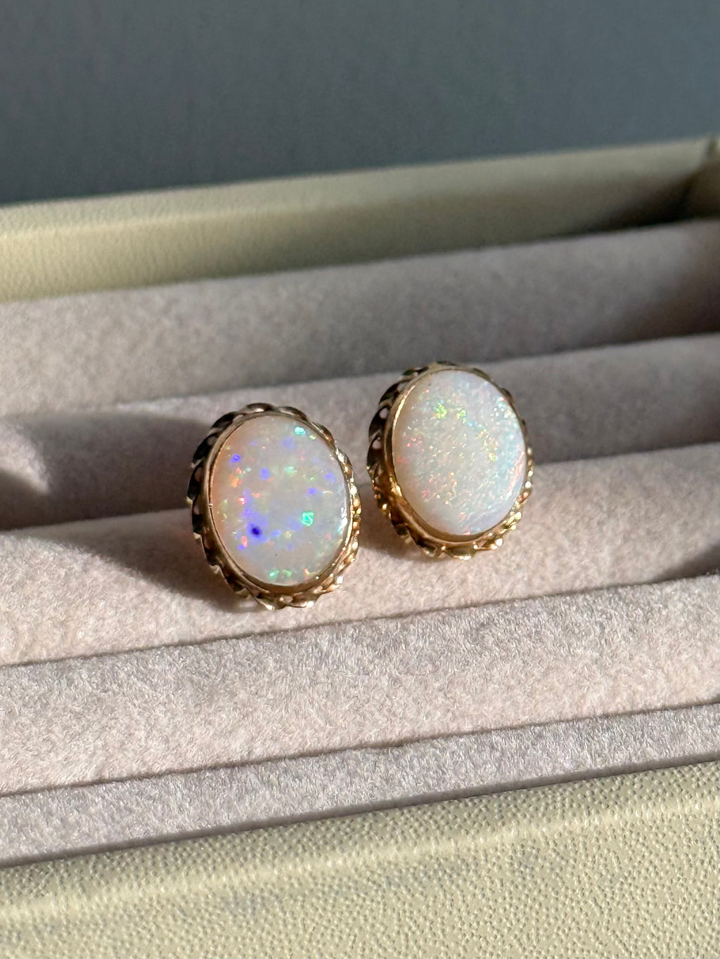 Vintage 14k Gold Opal Earrings