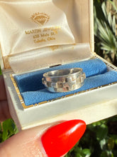 Load image into Gallery viewer, Cross Sterling Silver Ring Size 9
