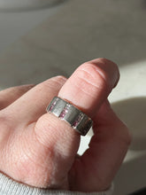 Load image into Gallery viewer, Vintage Sterling Silver Ring Size 7
