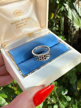 Load image into Gallery viewer, Black Enamel Sterling Silver Band Ring Size 5
