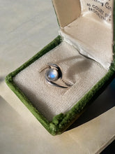Load image into Gallery viewer, Moonstone Sterling Silver Ring Size 6

