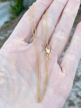 Load image into Gallery viewer, Dainty Vintage 14k Yellow Gold Chain Necklace
