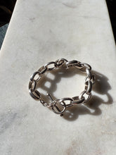 Load image into Gallery viewer, Chunky Oval Link Sterling Silver Toggle Clasp Bracelet 7.75”
