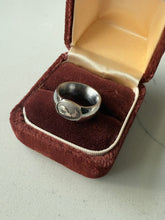 Load image into Gallery viewer, Vintage Sterling Lobster Ring Size 3.5
