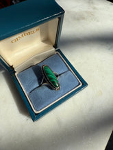Load image into Gallery viewer, Vintage Malachite Sterling Silver Ring Size 5.5
