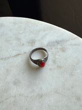 Load image into Gallery viewer, Vintage Sterling Silver Ring
