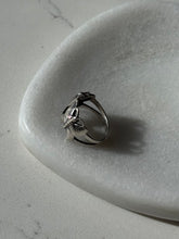 Load image into Gallery viewer, Vintage Butterfly Sterling Silver Ring Size 7
