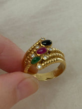 Load image into Gallery viewer, Vintage Cabochon 18k Yellow Gold Ring Size 7
