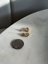 Load image into Gallery viewer, Vintage 14k Gold Opal Earrings

