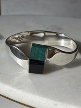 Load image into Gallery viewer, Vintage Solid Sterling Malachite &amp; Black Onyx Bangle Bracelet
