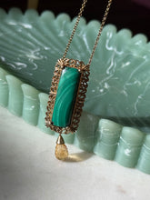 Load image into Gallery viewer, Vintage Costume Necklace 20”
