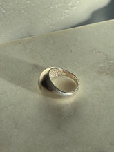 Load image into Gallery viewer, Vintage Sterling Silver Dome Ring Size 6.25
